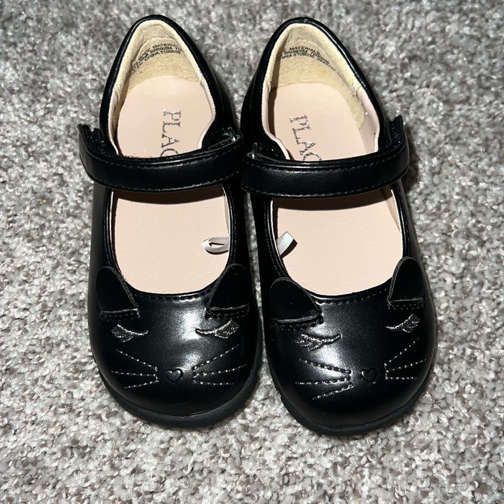 Children place Black dress shoe size 6